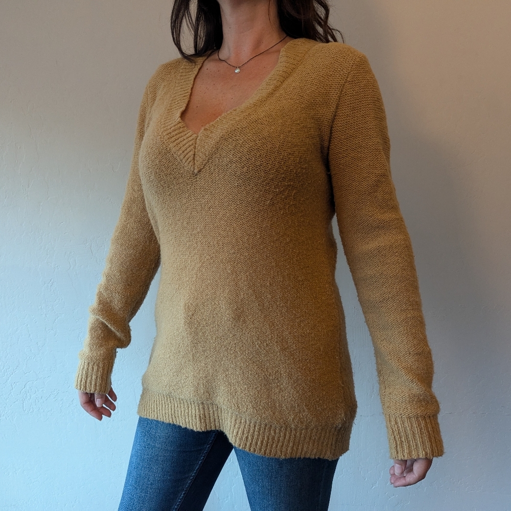 Soft, comfortable camel color sweater from forever 21